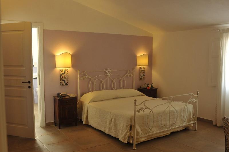 Hotel Villa Pimpina Carloforte  Exterior photo