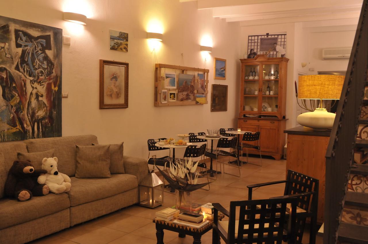 Hotel Villa Pimpina Carloforte  Exterior photo