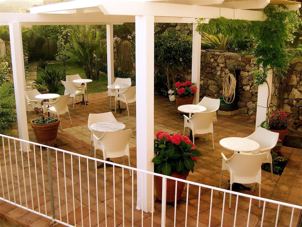 Hotel Villa Pimpina Carloforte  Exterior photo